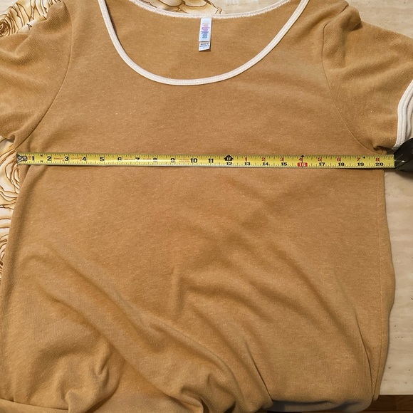 LuLaRoe cream yellow skirt set classic T and Azure skirt Roses L XL - Picture 5 of 13